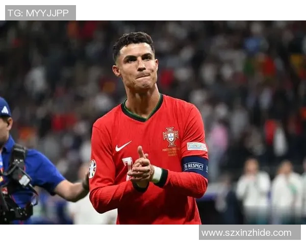 30号码足球球星盘点:历史与现役球员的传奇故事与影响 30号码足球球星盘点:历史与现役球员的传奇故事与影响