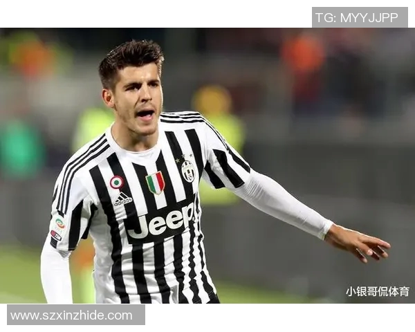 飞机偶遇足球巨星偶然相遇 上演惊喜瞬间旅程精彩回忆